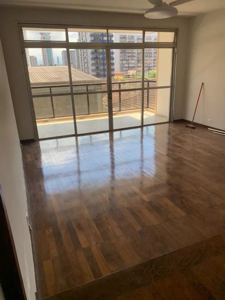 Apartamento para alugar com 3 quartos, 165m² - Foto 1