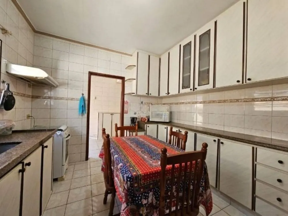 Casa, 4 quartos, 150 m² - Foto 1