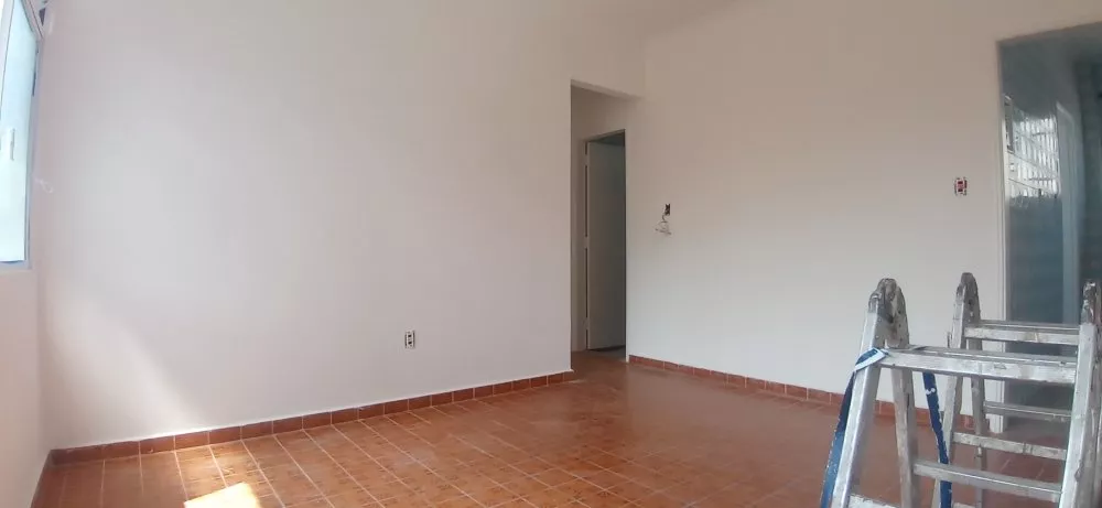 Apartamento para alugar com 2 quartos, 75m² - Foto 2