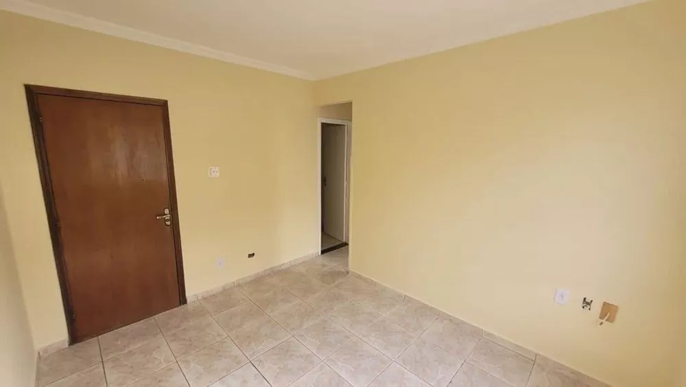 Apartamento à venda com 2 quartos, 62m² - Foto 2