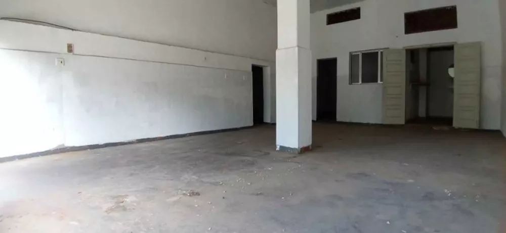 Depósito-Galpão-Armazém para alugar com 2 quartos, 170m² - Foto 3