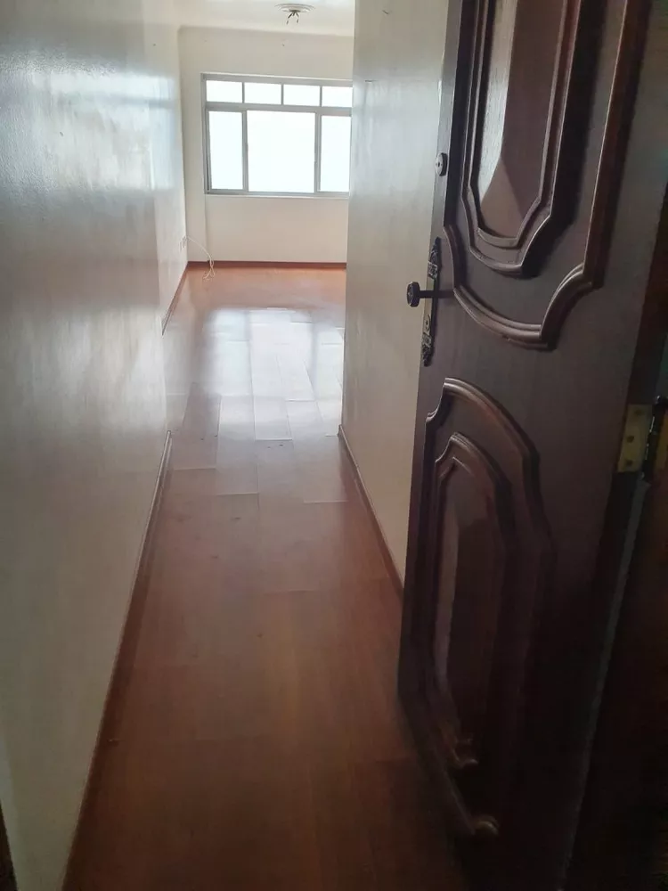 Apartamento à venda com 1 quarto, 70m² - Foto 2