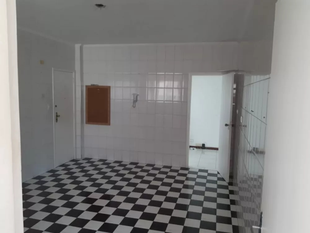 Apartamento à venda com 3 quartos, 125m² - Foto 7