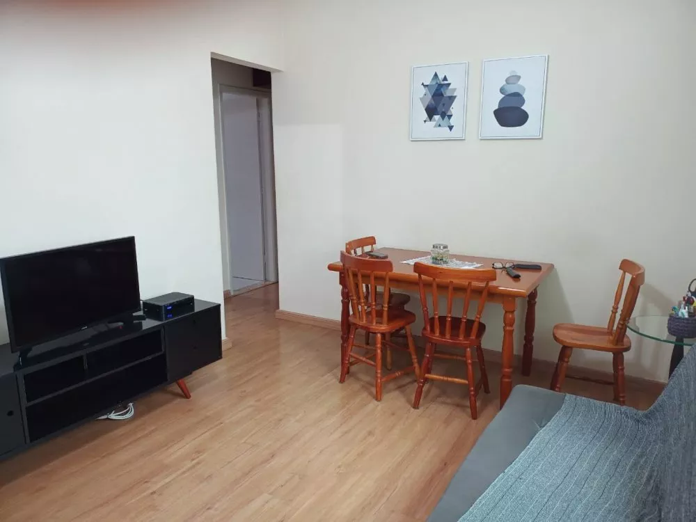 Apartamento à venda com 2 quartos, 74m² - Foto 1