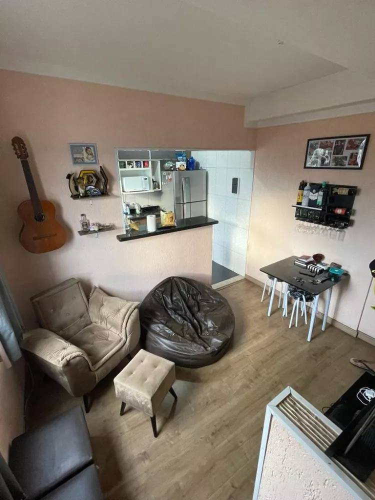 Apartamento à venda com 2 quartos, 50m² - Foto 1