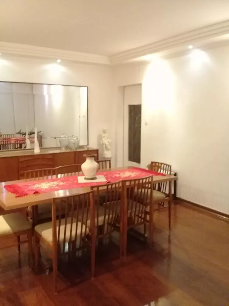 Apartamento à venda com 3 quartos, 147m² - Foto 3