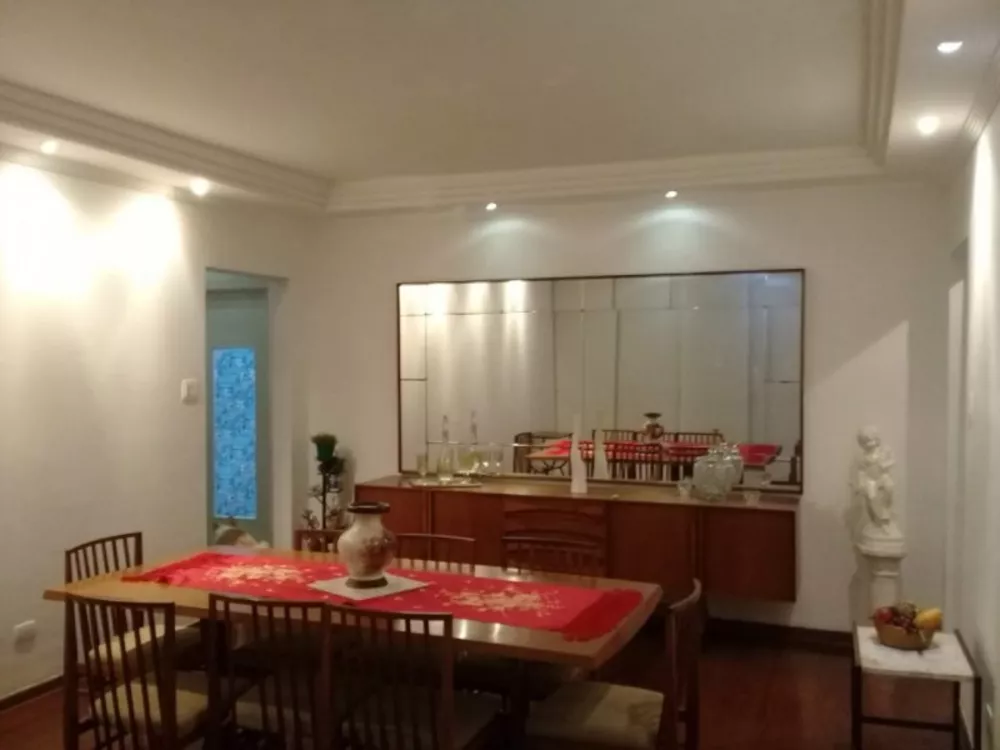 Apartamento à venda com 3 quartos, 147m² - Foto 1