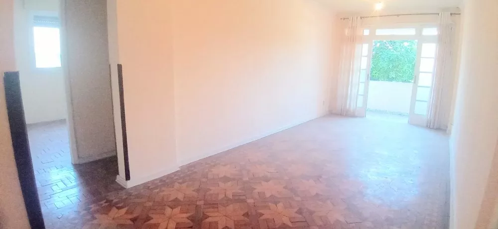 Apartamento à venda com 3 quartos, 150m² - Foto 1