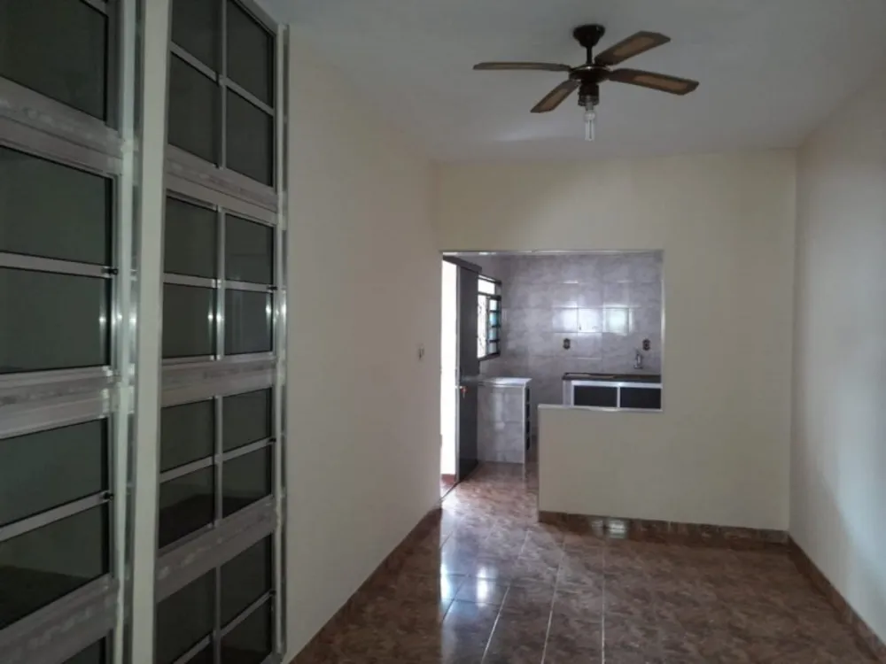 Casa, 5 quartos, 248 m² - Foto 4
