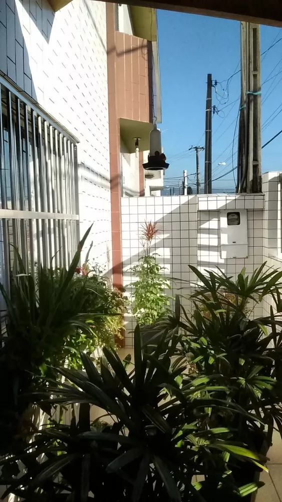 Sobrado à venda com 2 quartos, 100m² - Foto 3