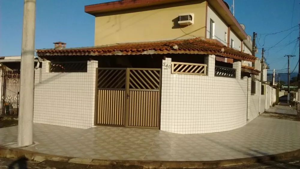 Sobrado à venda com 2 quartos, 100m² - Foto 1