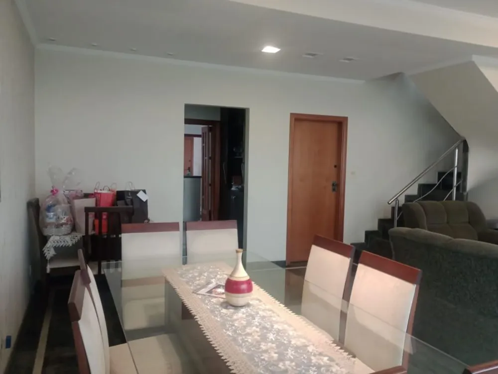 Apartamento, 3 quartos, 200 m² - Foto 1