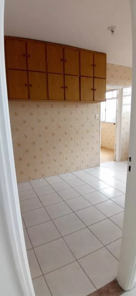 Cobertura para alugar com 3 quartos, 230m² - Foto 4