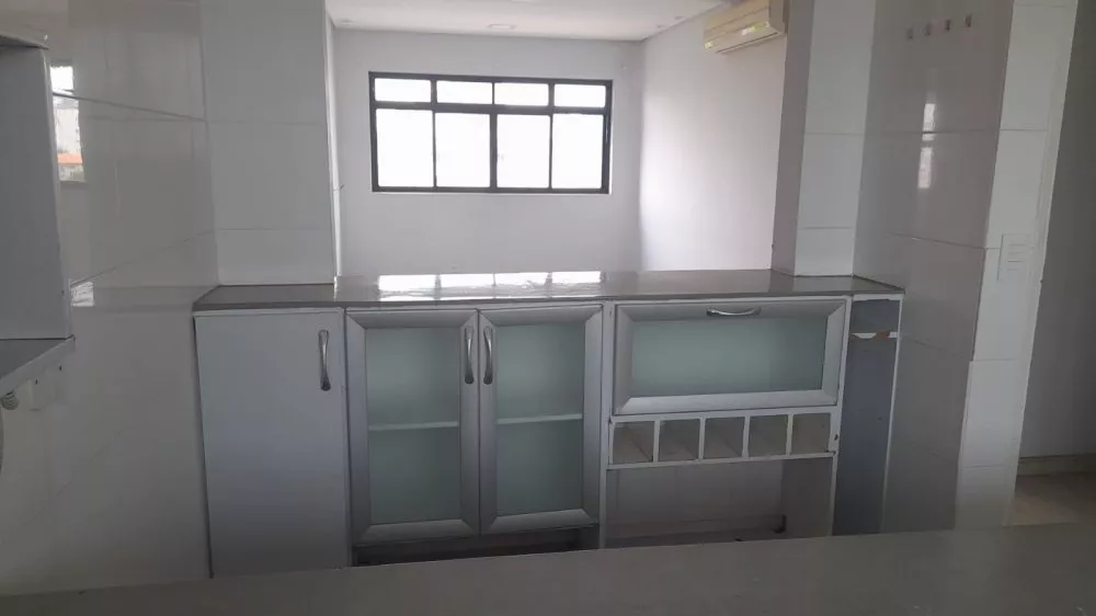 Apartamento para alugar com 2 quartos, 80m² - Foto 3