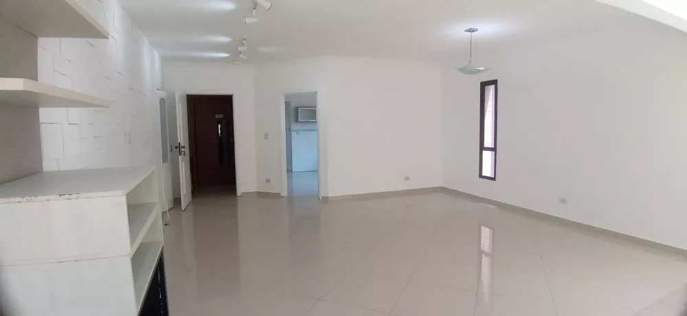 Apartamento para alugar com 3 quartos, 150m² - Foto 3