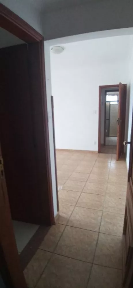 Apartamento à venda com 2 quartos, 115m² - Foto 2