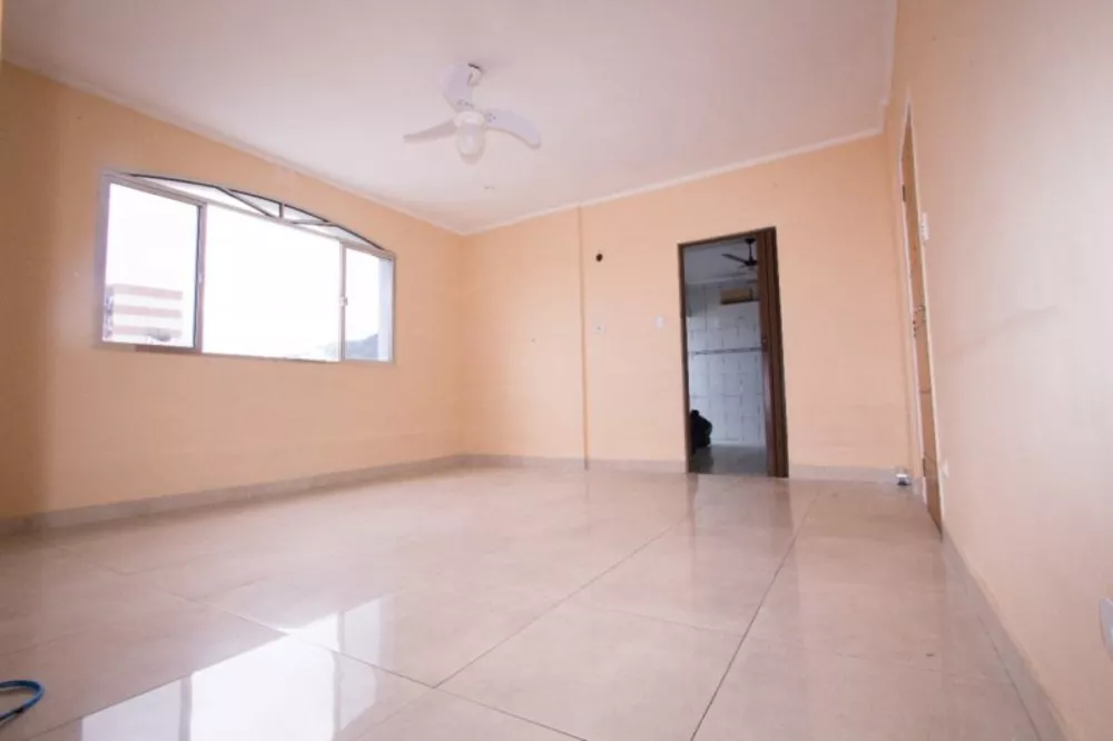 Apartamento à venda com 3 quartos, 110m² - Foto 1