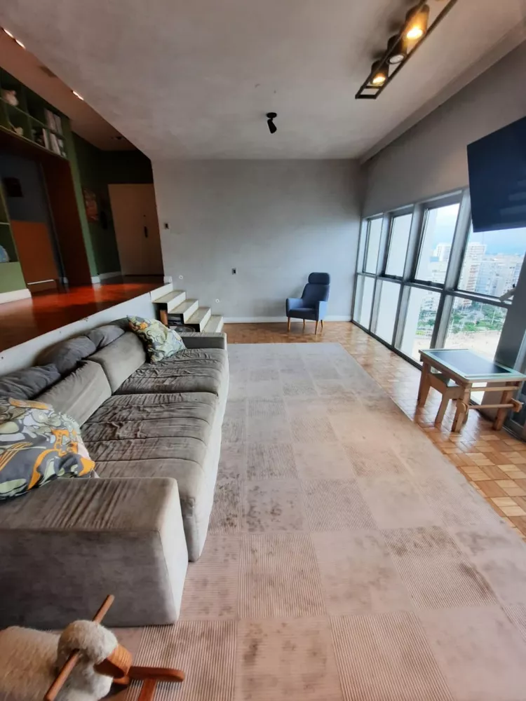 Apartamento à venda com 3 quartos, 155m² - Foto 1