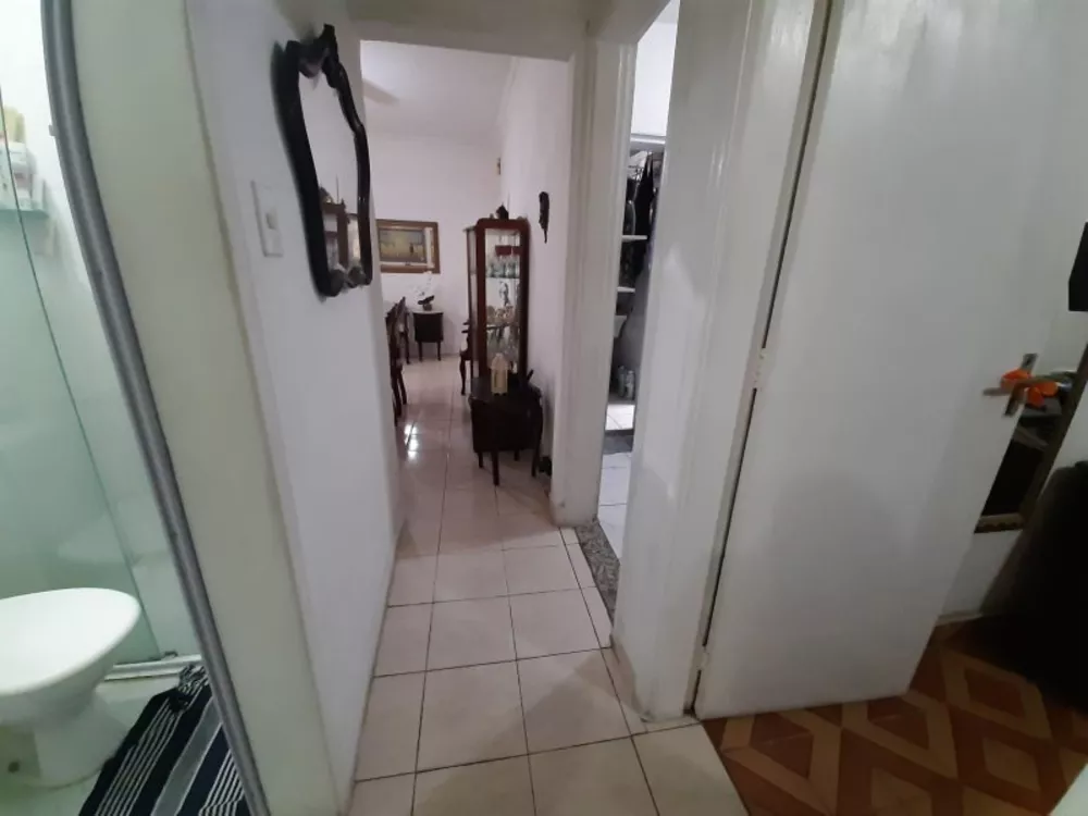 Apartamento à venda com 2 quartos, 70m² - Foto 3