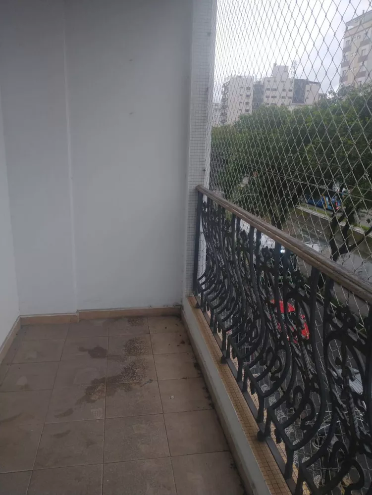 Apartamento à venda com 3 quartos, 135m² - Foto 3