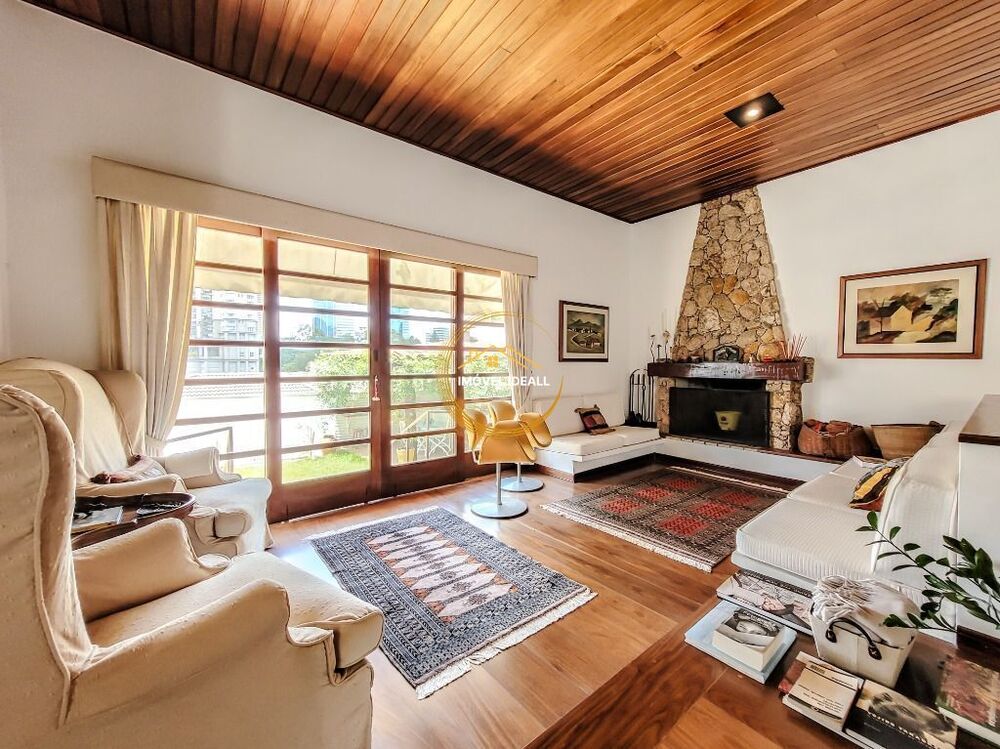 Casa, 4 quartos, 380 m² - Foto 1