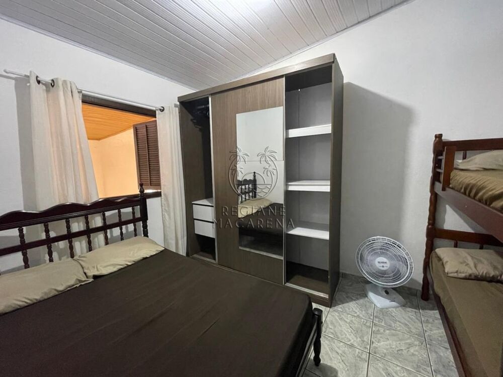 Casa à venda com 5 quartos, 190m² - Foto 19