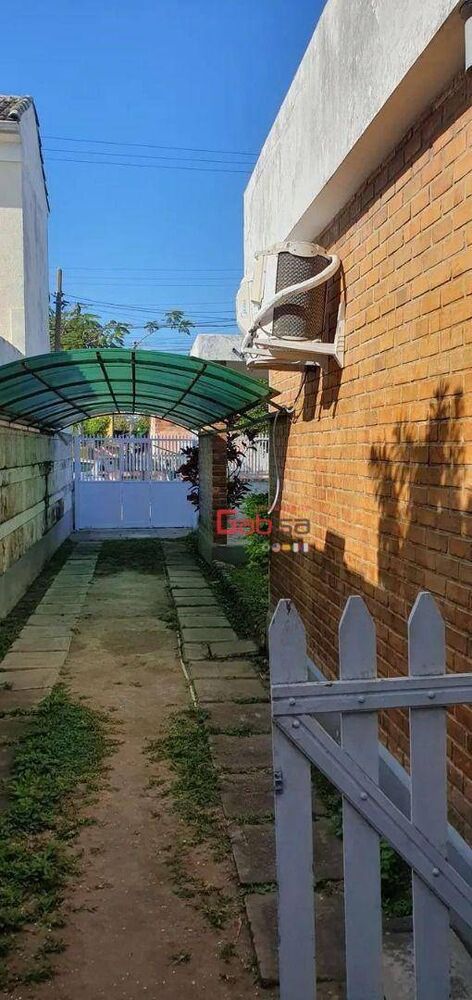 Casa à venda com 5 quartos, 250m² - Foto 8