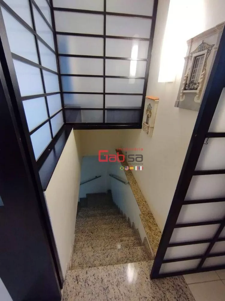 Cobertura, 3 quartos, 220 m² - Foto 13