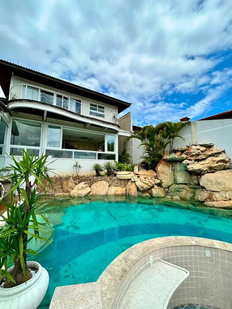 Casa, 5 quartos, 600 m² - Foto 1