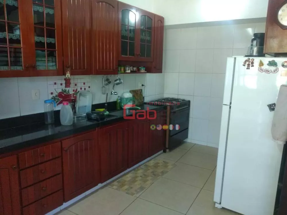 Casa, 7 quartos, 303 m² - Foto 13