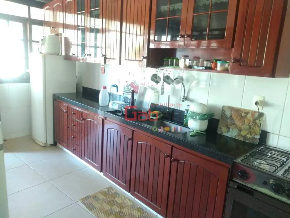 Casa, 7 quartos, 303 m² - Foto 12