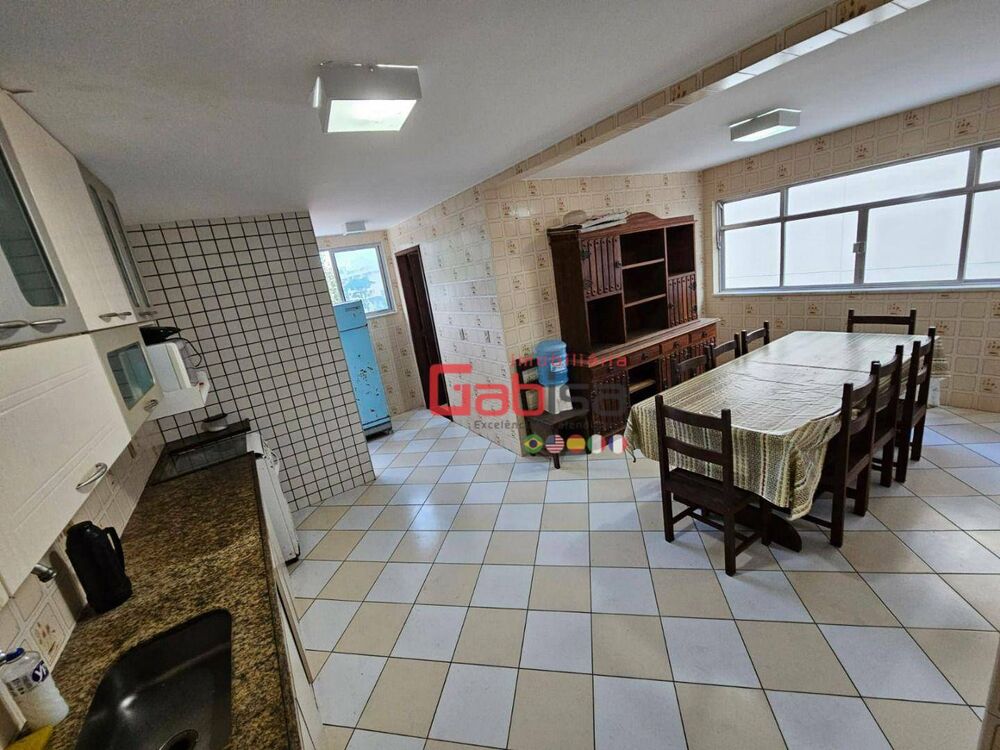 Apartamento à venda com 3 quartos, 130m² - Foto 2