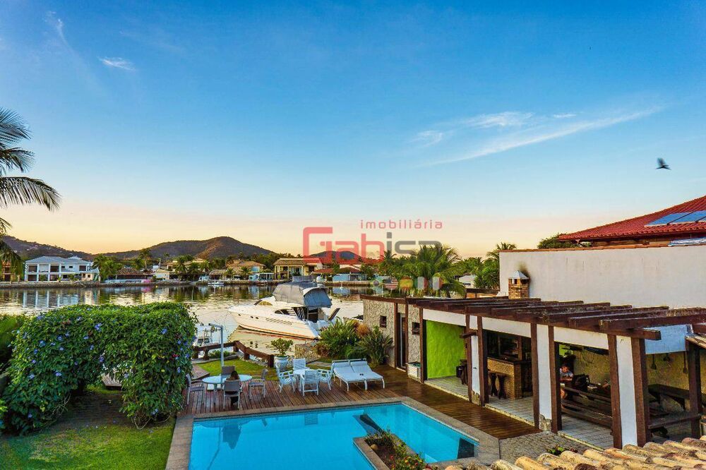 Casa de Condomínio à venda com 9 quartos, 671m² - Foto 4