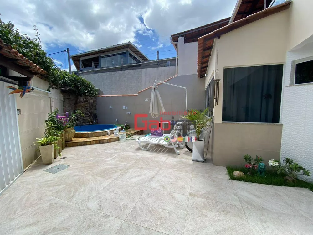 Casa, 4 quartos, 220 m² - Foto 3