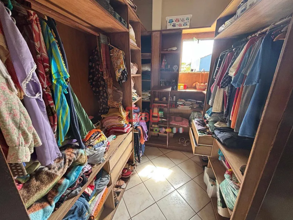 Casa, 4 quartos, 200 m² - Foto 21