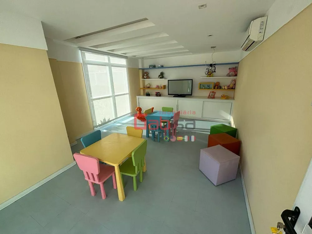 Apartamento, 4 quartos, 199 m² - Foto 5