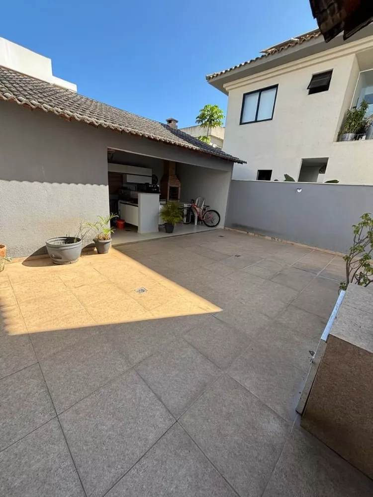 Casa, 5 quartos, 225 m² - Foto 10