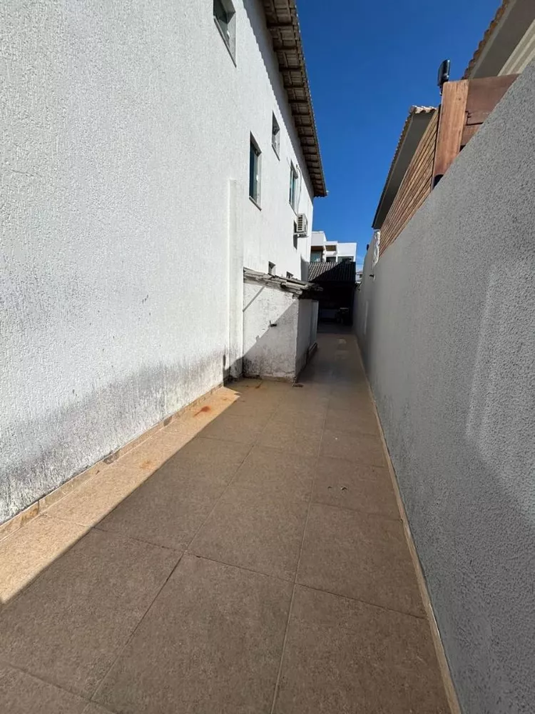 Casa, 5 quartos, 225 m² - Foto 3