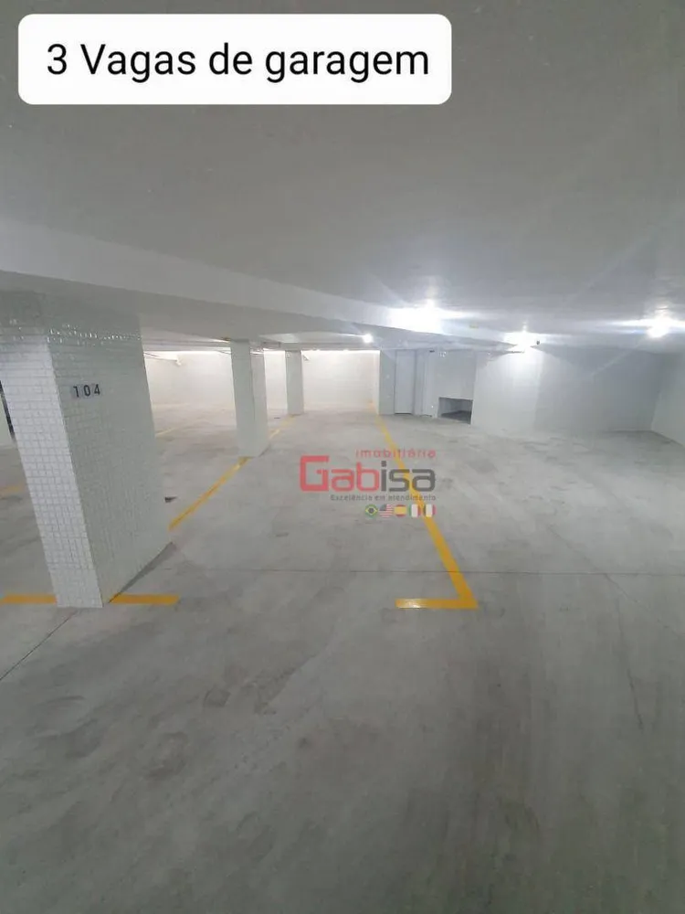Apartamento, 3 quartos, 160 m² - Foto 1