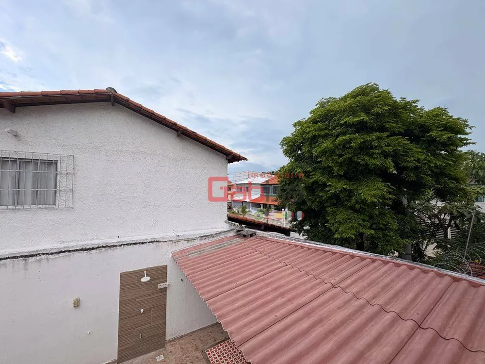 Casa, 5 quartos, 90 m² - Foto 2