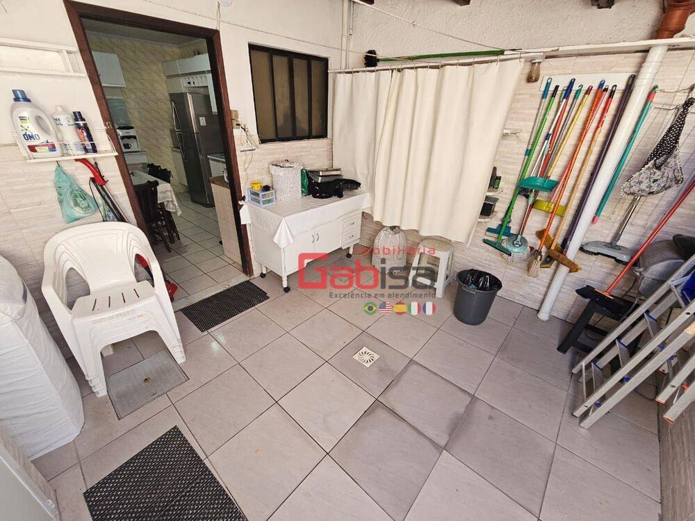 Casa à venda com 2 quartos, 150m² - Foto 11