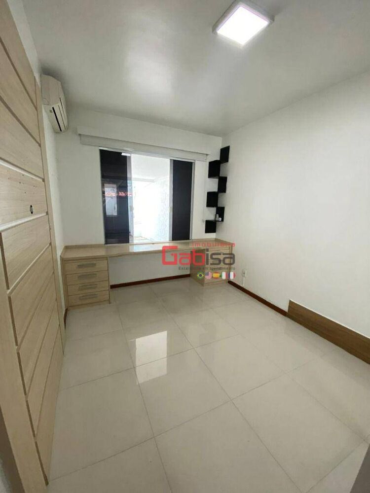 Casa à venda com 4 quartos, 176m² - Foto 8