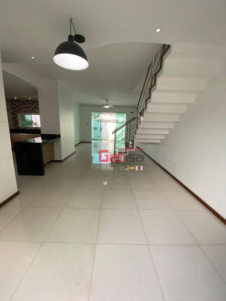 Casa à venda com 4 quartos, 176m² - Foto 3