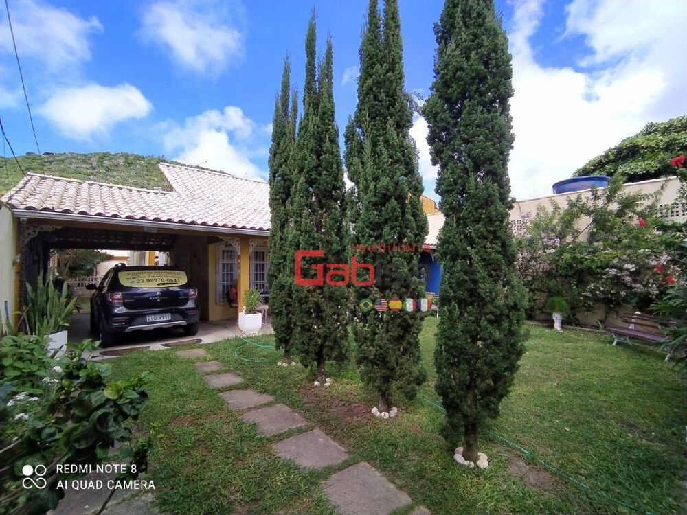 Casa à venda com 5 quartos, 178m² - Foto 1