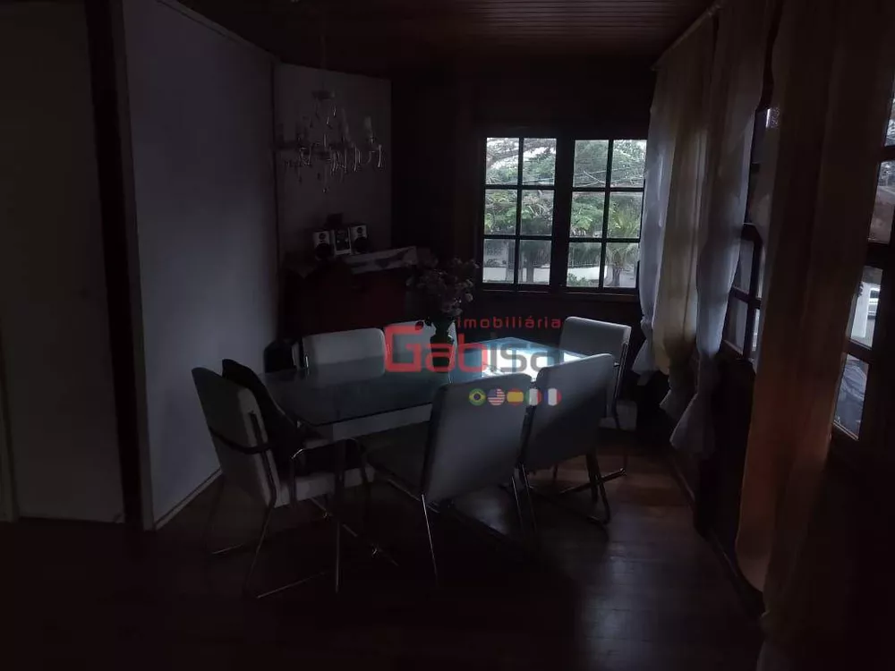 Casa, 5 quartos, 220 m² - Foto 42