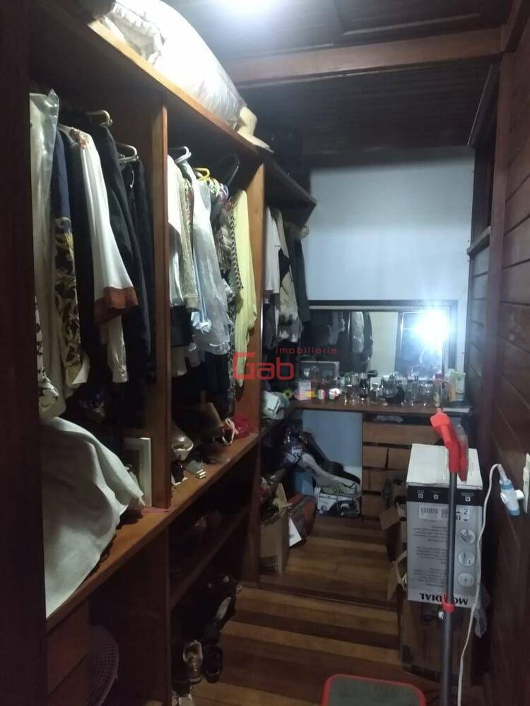 Casa, 5 quartos, 220 m² - Foto 24
