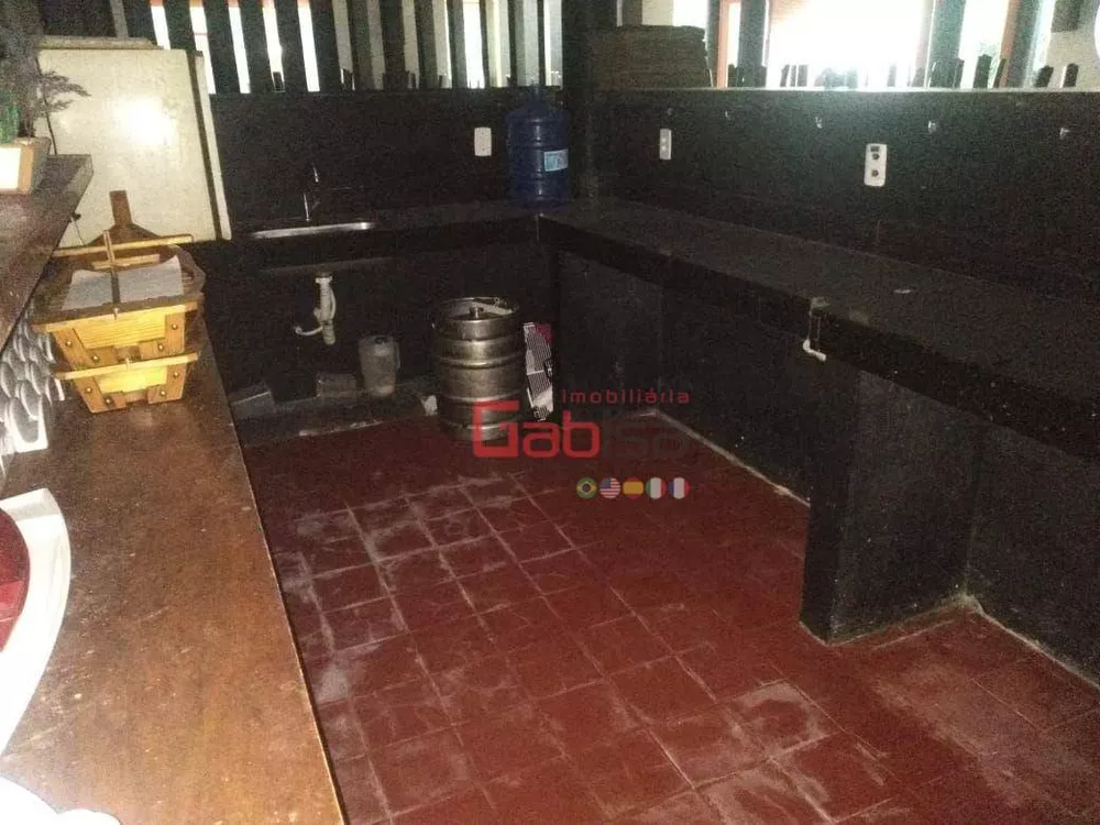 Casa, 5 quartos, 220 m² - Foto 55
