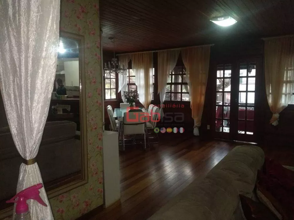 Casa, 5 quartos, 220 m² - Foto 17