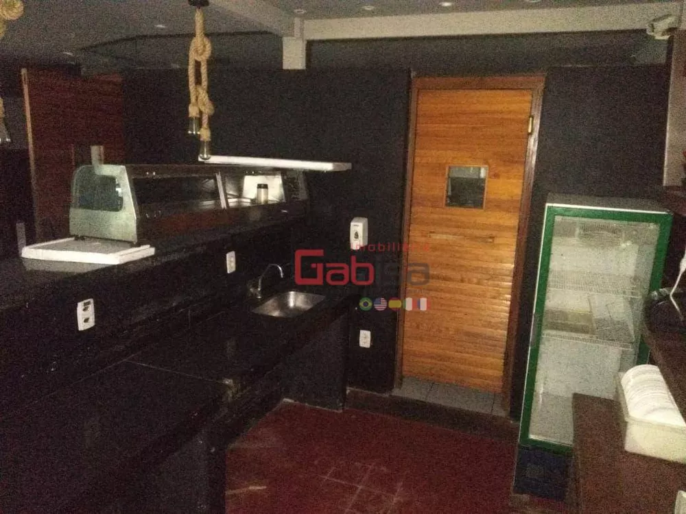 Casa, 5 quartos, 220 m² - Foto 12