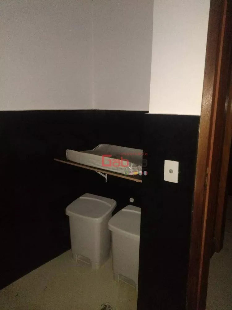 Casa, 5 quartos, 220 m² - Foto 19